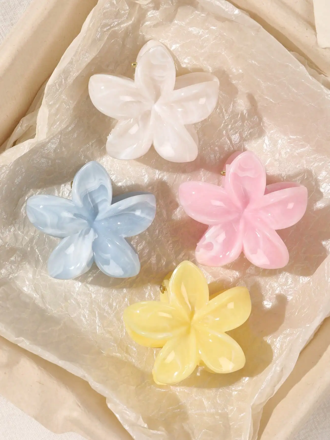 4Pcs Multicolor Flower Hair Claw Clips for Women Girls Nonslip Cute Fashion Hair Accessories Small Hairpin Crab Barrette Style