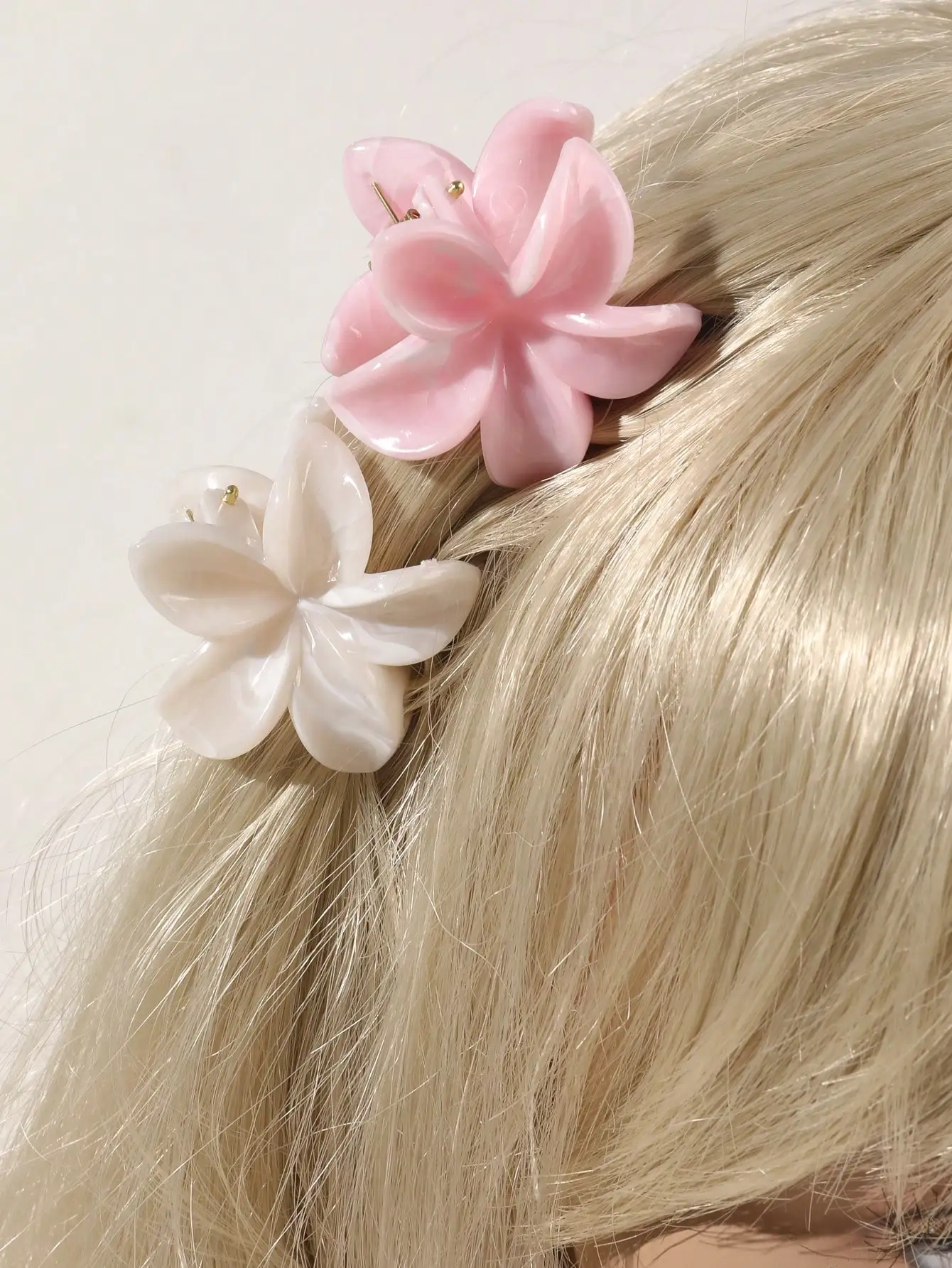 4Pcs Multicolor Flower Hair Claw Clips for Women Girls Nonslip Cute Fashion Hair Accessories Small Hairpin Crab Barrette Style