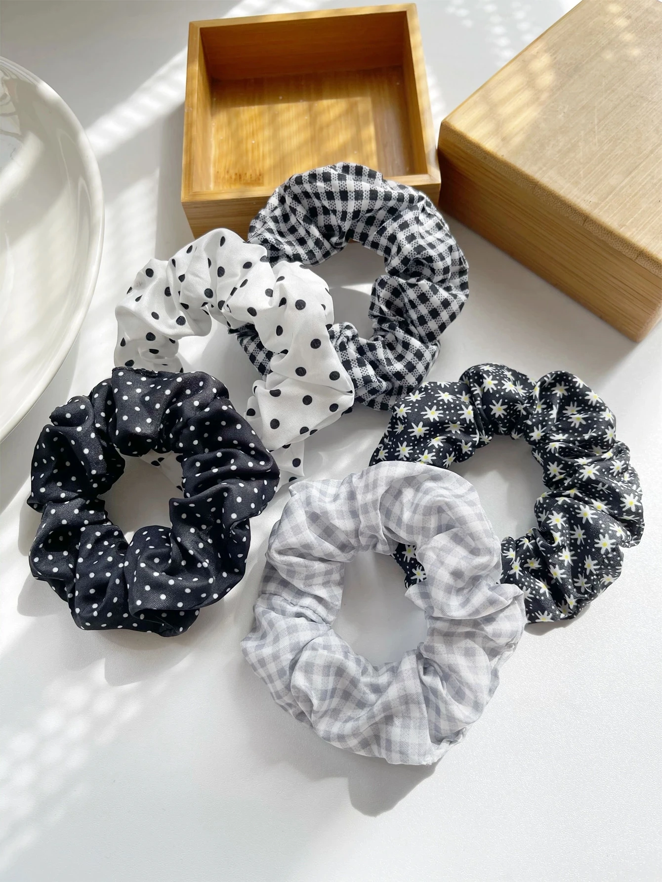 5Pcs Polka Dot Print Scrunchie Elegant Scrunchies Hair Ties Scrunchy Hair Ties