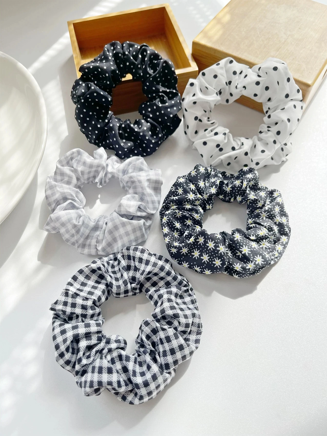 5Pcs Polka Dot Print Scrunchie Elegant Scrunchies Hair Ties Scrunchy Hair Ties