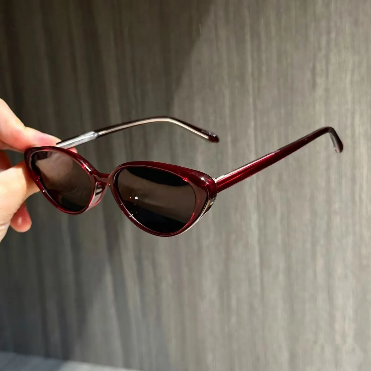 Vintage Small Cat Eye Sunglasses Women Fashion Punk Oval Sun Glasses Female Shades Sexy Retro Eyewear Uv400
