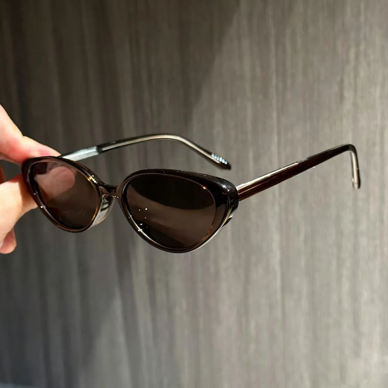 Vintage Small Cat Eye Sunglasses Women Fashion Punk Oval Sun Glasses Female Shades Sexy Retro Eyewear Uv400
