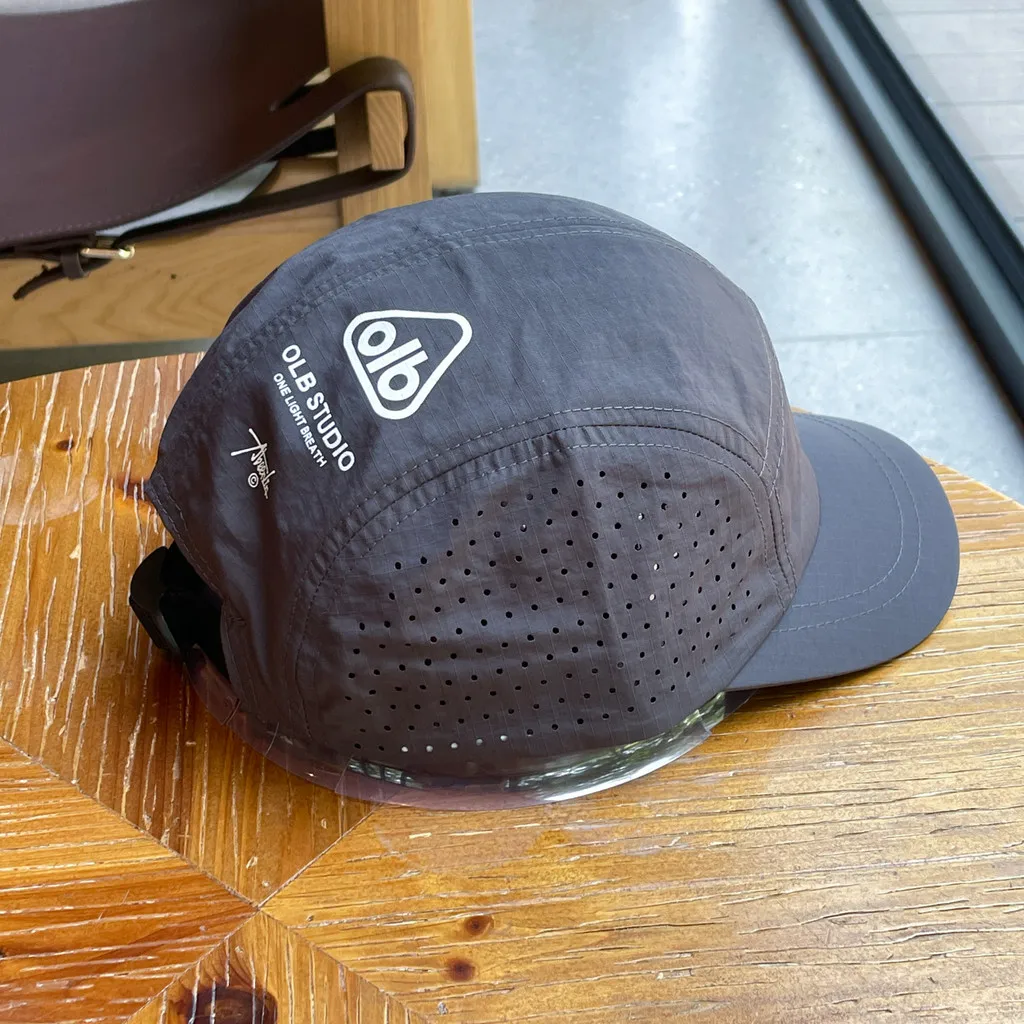 1 Pcs Short Brim Quick-Drying Mesh Baseball Cap - Breathable Lightweight UV Protection Sunshade, for Men Women Couples, Outdoor