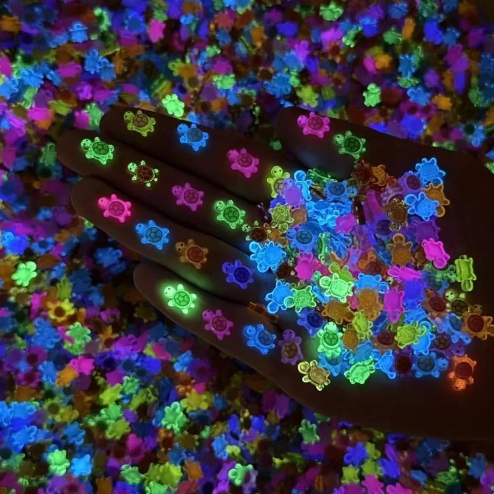 100Pcs Cartoon 3D Luminous Turtle DIY Night Glow Mini Resin Animals Dopamine Colored Miniature Figurines Fairy Garden Decoration