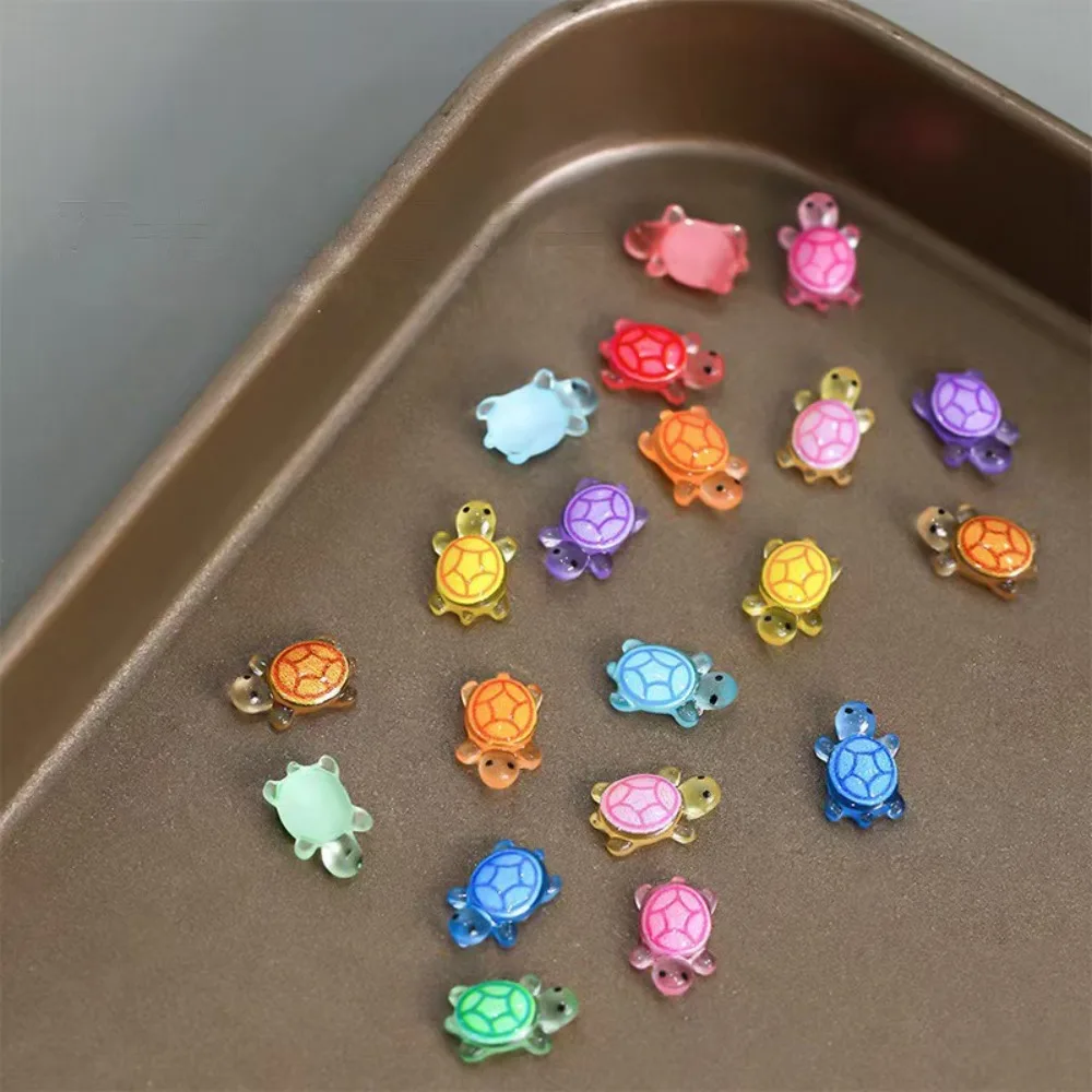 100Pcs Cartoon 3D Luminous Turtle DIY Night Glow Mini Resin Animals Dopamine Colored Miniature Figurines Fairy Garden Decoration