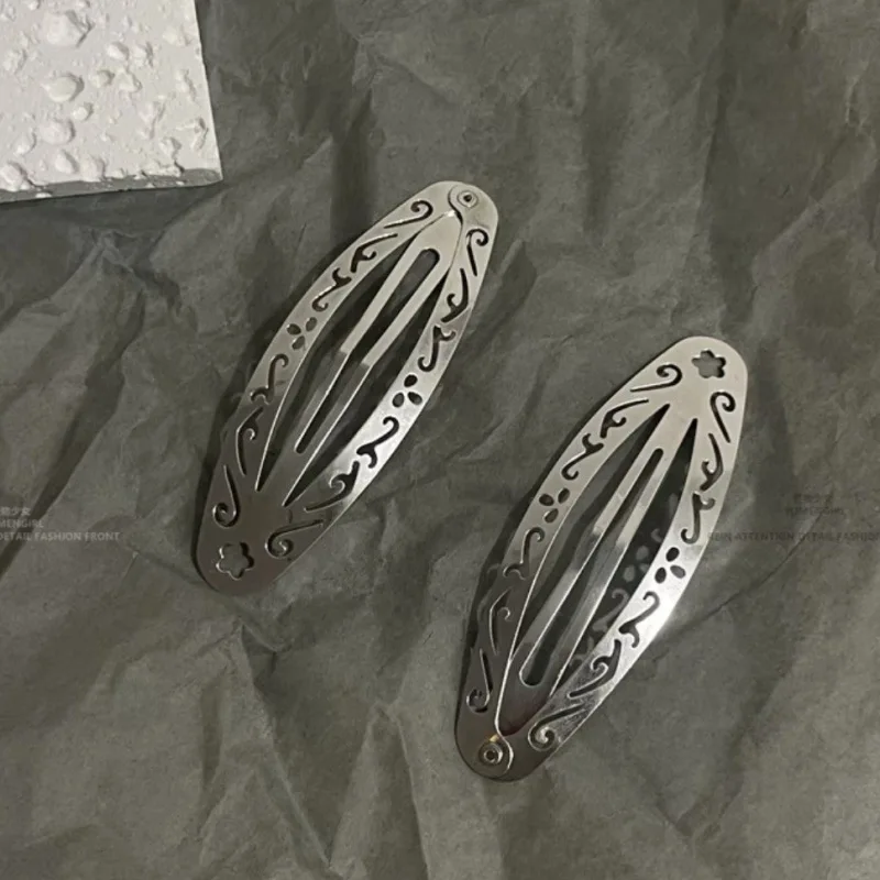 Vintage Hollowed Out Pattern Hair Clips Y2K Geometric Silver Oval Snap Hairclips Punk Metal Side Hairpin Korean Hair Accessories