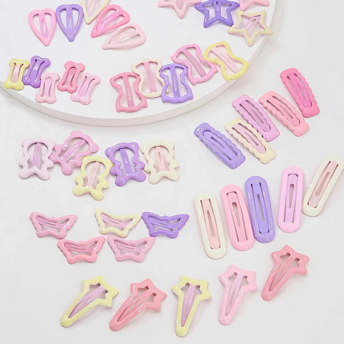 8/16/24/32 Pieces of Pink and Purple Lace-Trimmed Side Clips in Random Colors and Styles | Sweet Style – Valentine’s Day