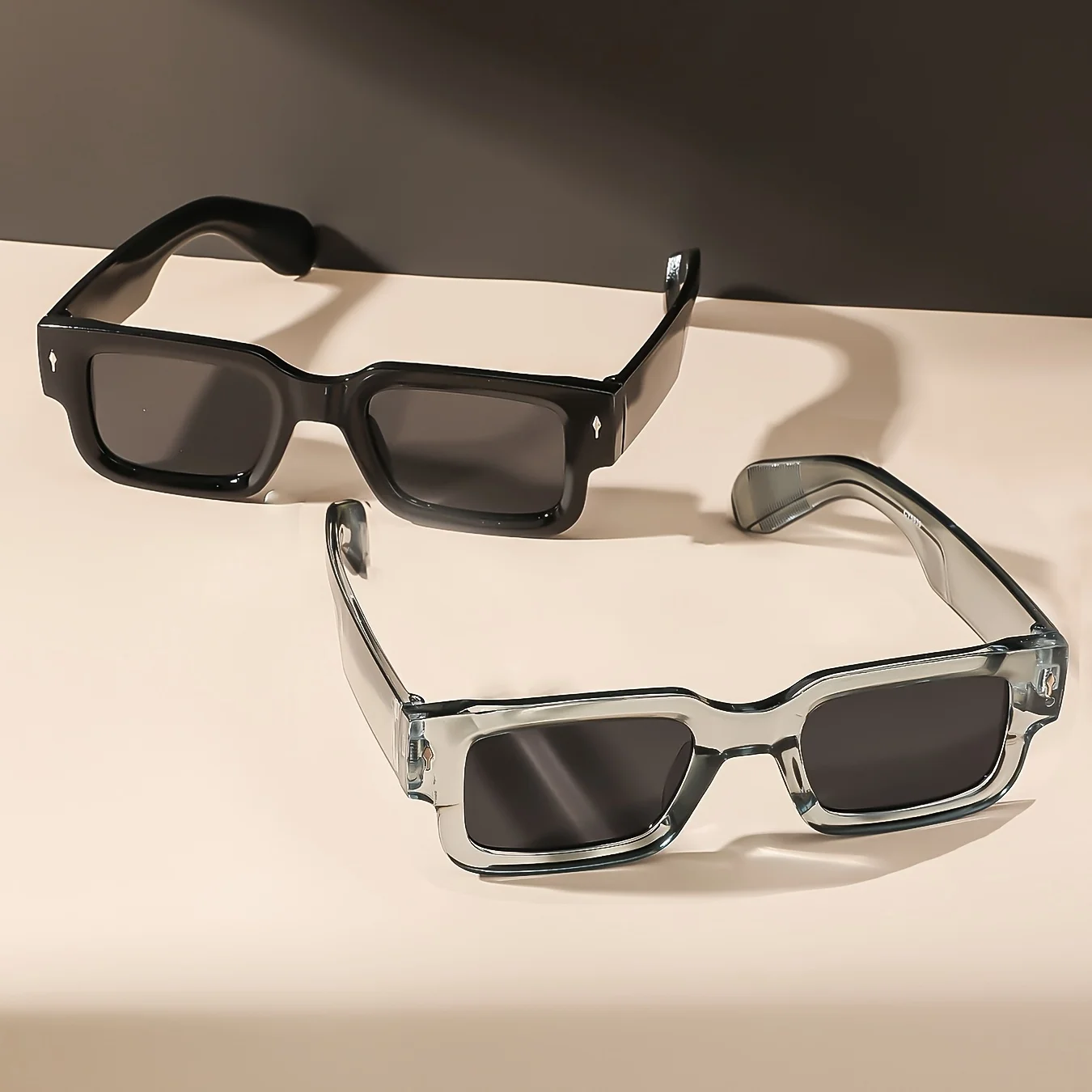 Unisex Retro Square Sunglasses Classic UV Protection Plastic Frame Shades Eyewear Outdoor Travel Driving Sun Glasses UV400