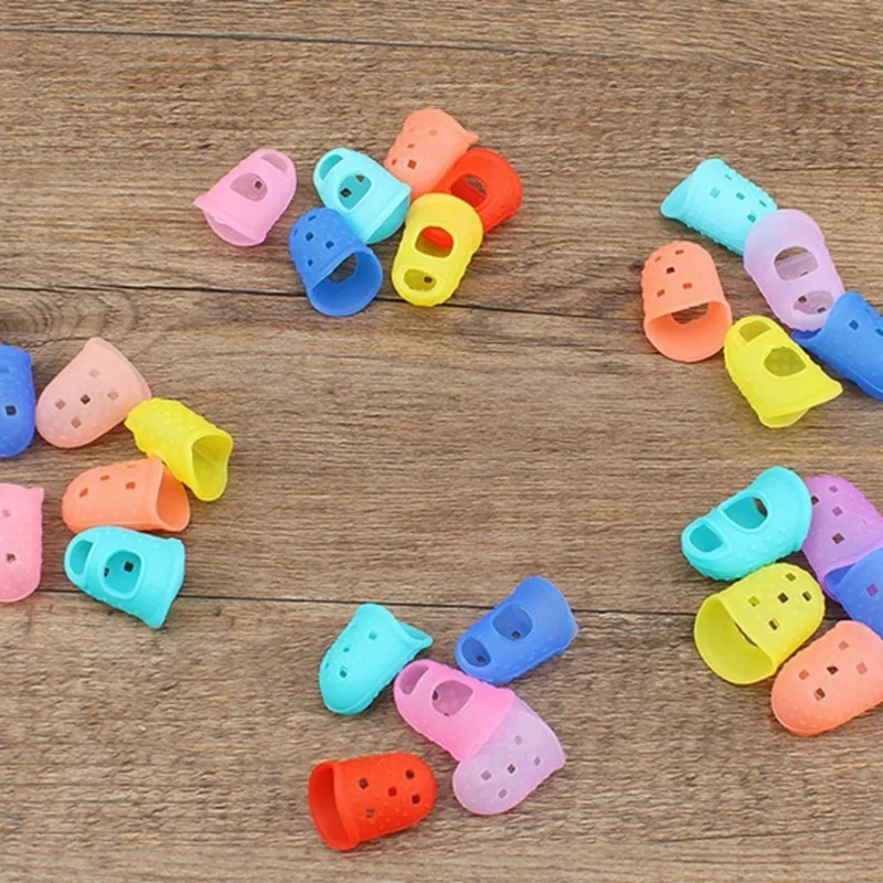 Sewing Thimble Breathable Protective Silicone Finger Thimble Finger Cover Caps Quilting Sewing Needlework Craft NEW
