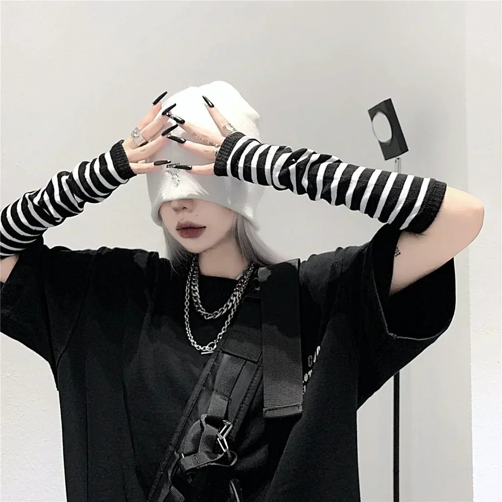 Y2K Gothic Lolita Gloves Arm Cover Harajuku Arm Warmers Black Grey Striped Fingerless Punk Long Wristband Metallic Unisex Gloves