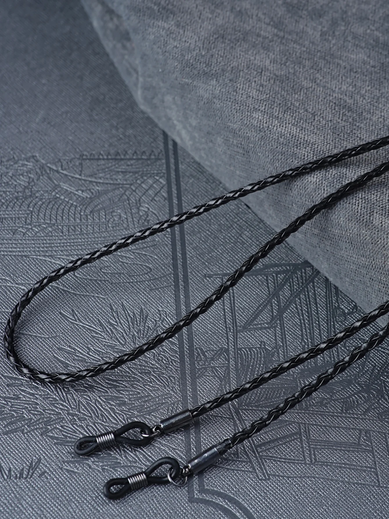 1pc Women Men Glasses Leather Rope Chain Woven Glasses Lace Up Outdoor Sports Non-slip Glasses Accessorie(11 Colors for Choose)