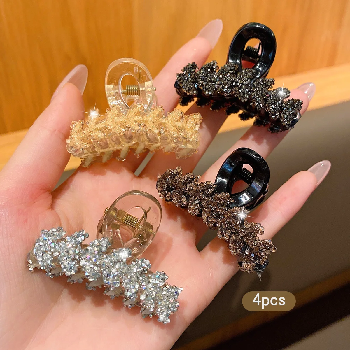 4 fashionable clips, sweet hair clips, suitable hair accessories for daily use