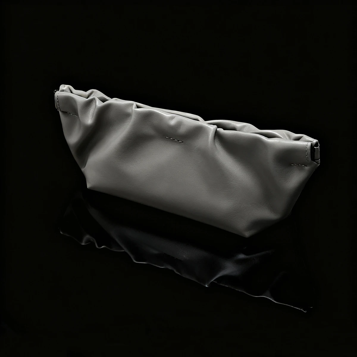 1pc Portable Trendy Spring Cloud-Shaped Glasses Case Large Capacity PU Leather Sunglasses Bag For Women's Fashion Storage Bag Bo