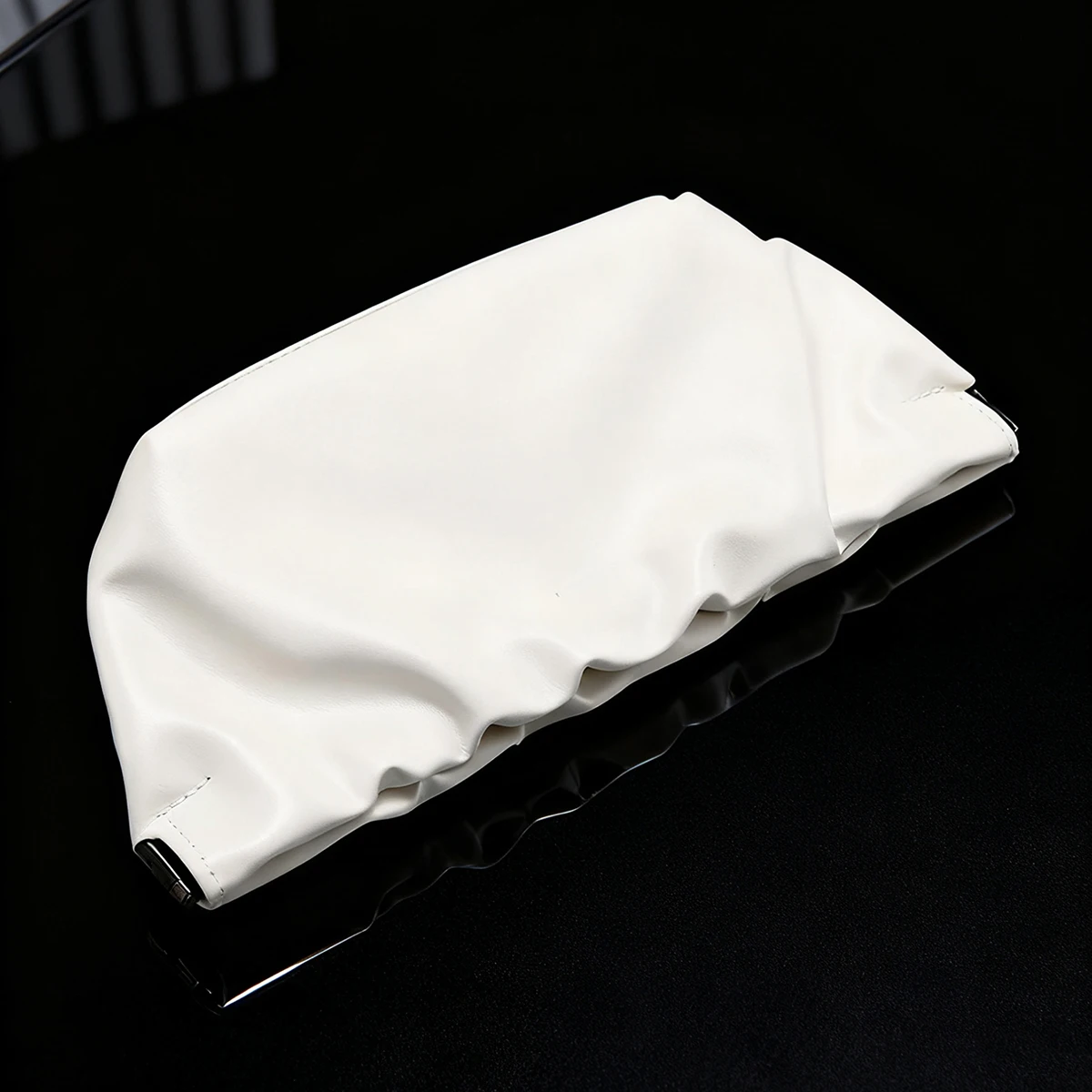 1pc Portable Trendy Spring Cloud-Shaped Glasses Case Large Capacity PU Leather Sunglasses Bag For Women's Fashion Storage Bag Bo