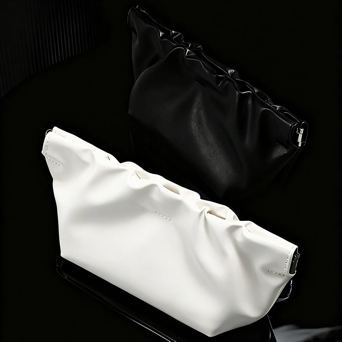 1pc Portable Trendy Spring Cloud-Shaped Glasses Case Large Capacity PU Leather Sunglasses Bag For Women's Fashion Storage Bag Bo