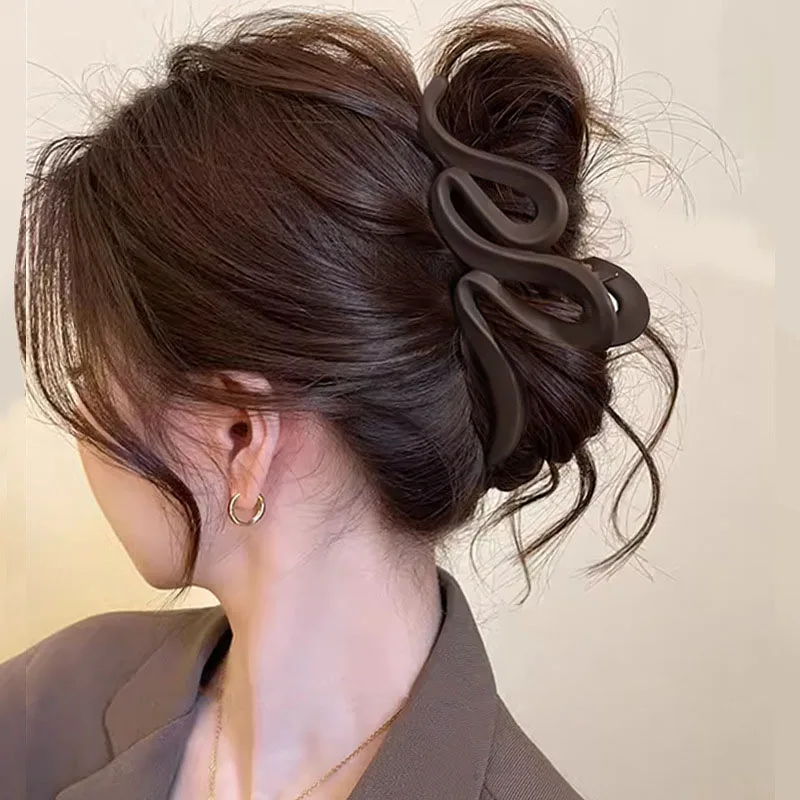 Elegant Large Brown Geometric Hair Claw For Women Girls Sweet Hair Ornament Claw Clip Hair Clip Hairpin Fashion Hair Accessories