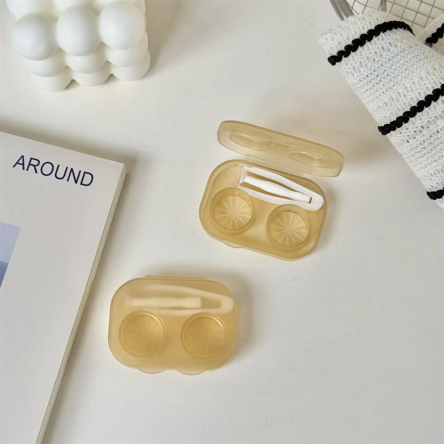 1pc Ins Contact Lens Box Portable Transparent Minimally Integrated Companion Box Girls Travel Contact Lens Case with Tweezers