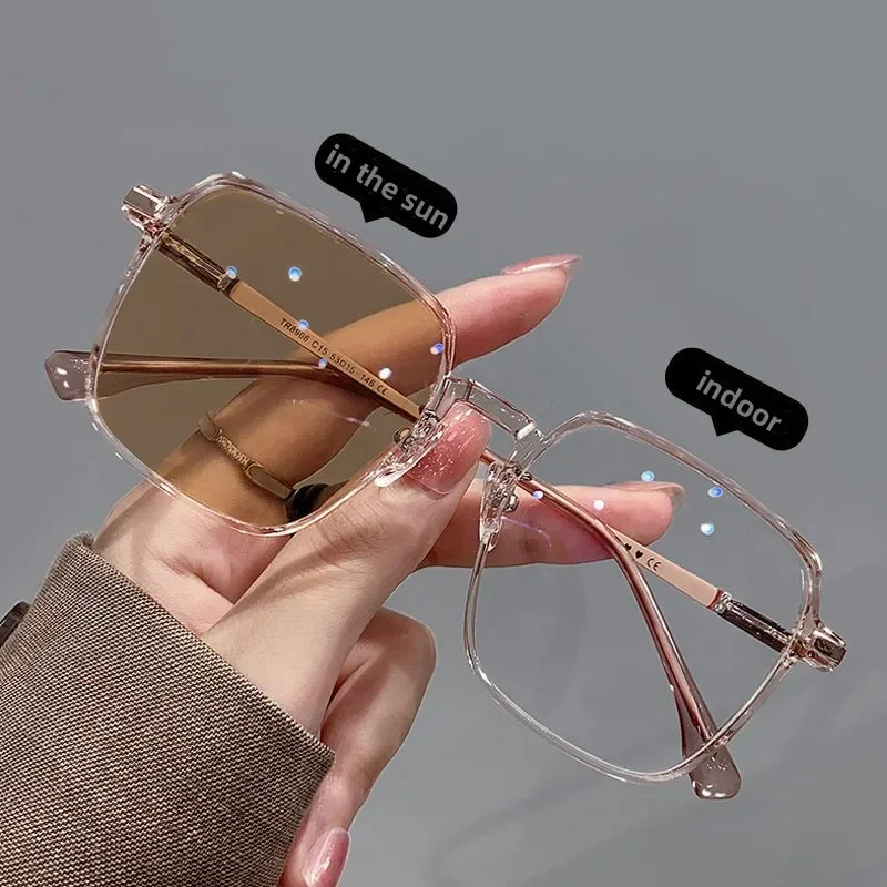 New Fashion Photochromic Myopia Glasses Men Women Color Changing Eyeglasses Anti UV Sunglasses Luxury Short-sighted Eyewear -2.5