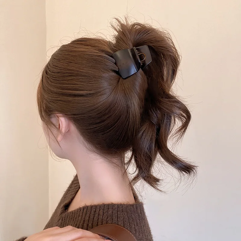 High End Tortoiseshell Hair Clip. High Ponytail Fixed Artifact. Long Lasting Styling of Temperament Hair Accessories