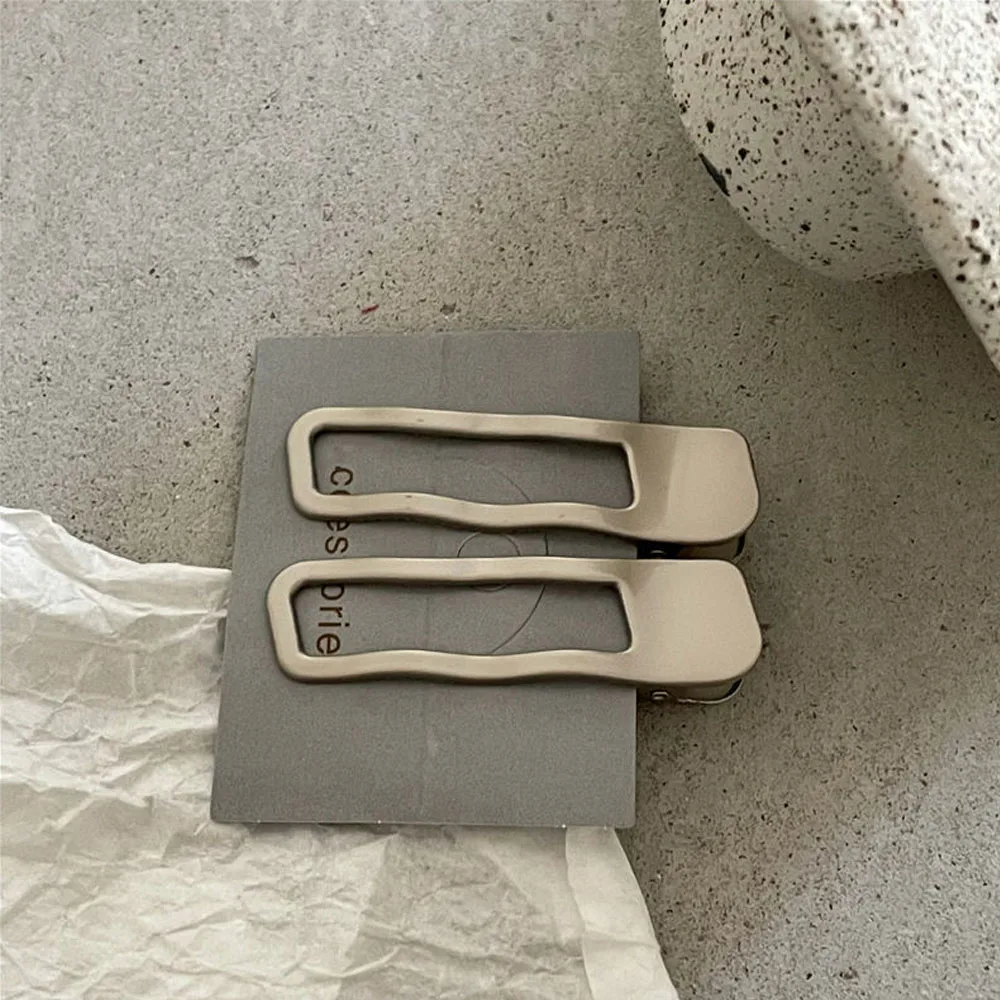 2pcs Silver Color Metal Silver Wave Line Hairclip With Geometric Hollow Alloy Duckbill Clips Side Bangs Female Ladies Hairpins