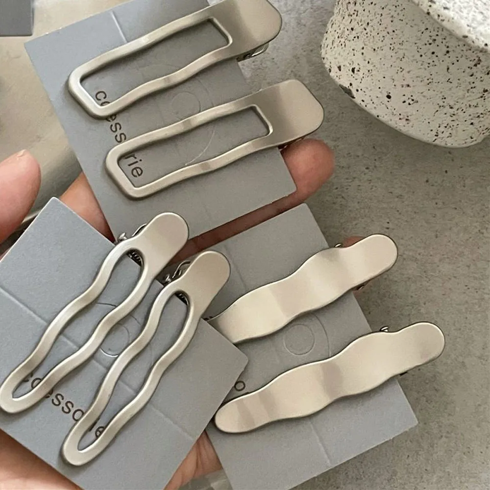 2pcs Silver Color Metal Silver Wave Line Hairclip With Geometric Hollow Alloy Duckbill Clips Side Bangs Female Ladies Hairpins