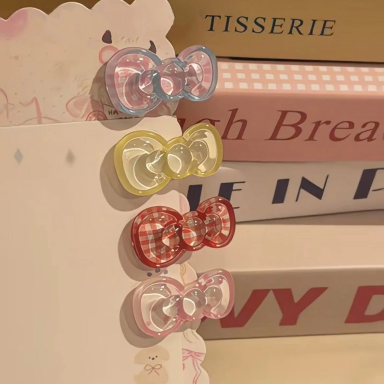 4PCS Cute Transparent Bow Hair Clips Set, Colorful Acrylic Hairpins, Adorable Hair Accessories for Girls, Perfect for Daily Hair
