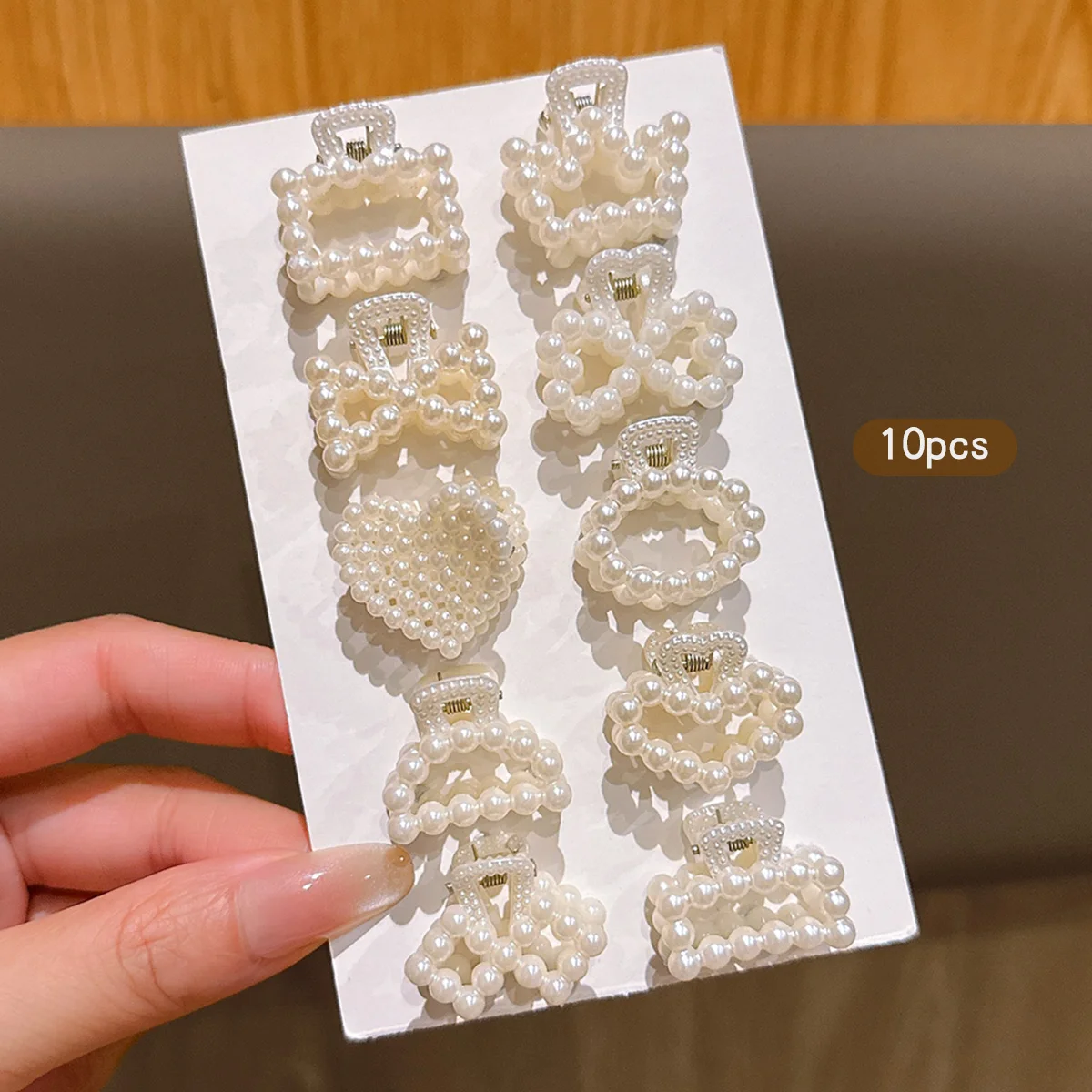 10 off-white bowknot heart-shaped hair clips with claws, simple and cute, suitable for daily use as hair accessories