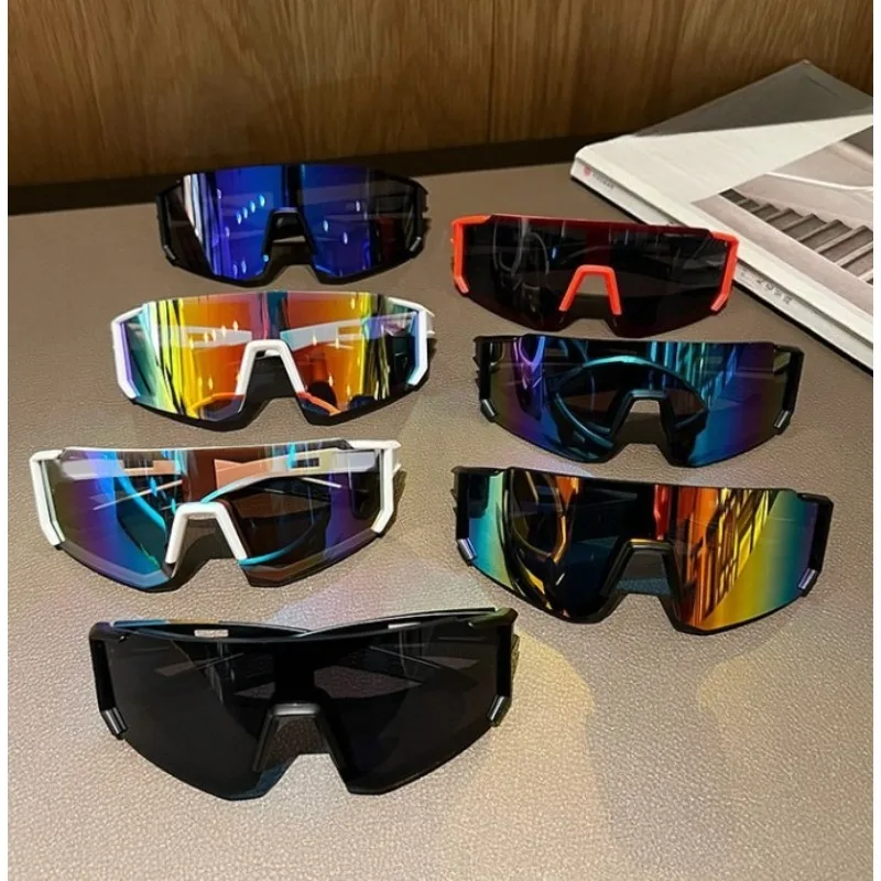 Fashion Designer Cycling Sunglasses Men Mountaineering Fishing Skiing Glasses Women New Outdoor Sports UV400 Windproof Eyewear