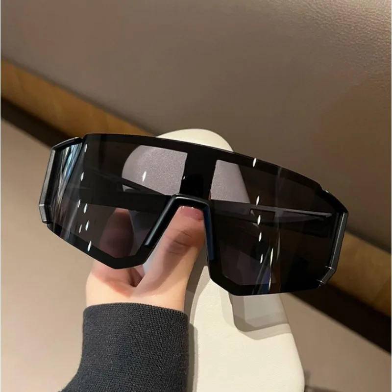 Fashion Designer Cycling Sunglasses Men Mountaineering Fishing Skiing Glasses Women New Outdoor Sports UV400 Windproof Eyewear