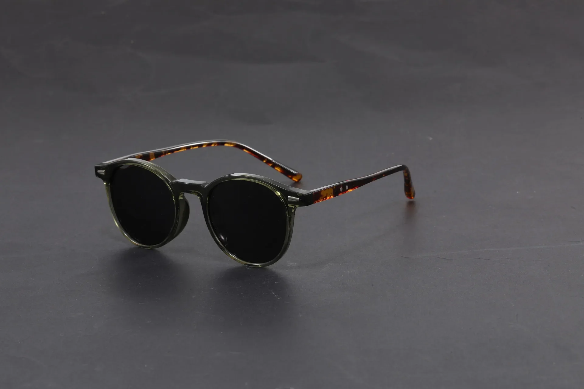 Retro Fashion Glasses Frame Men Fashion Shades Polygon Women Oval High Quality Travel Eyewear