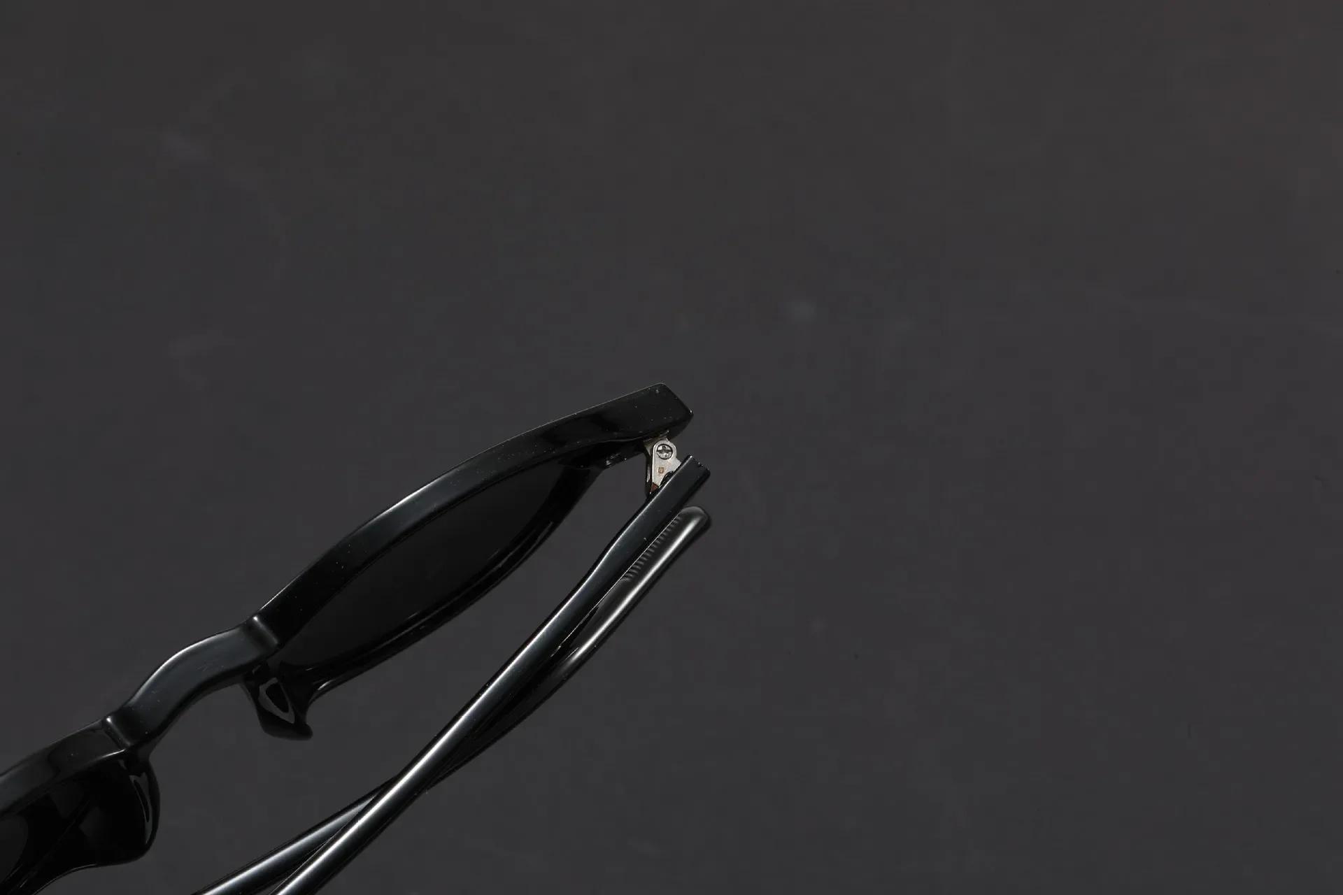 Retro Fashion Glasses Frame Men Fashion Shades Polygon Women Oval High Quality Travel Eyewear