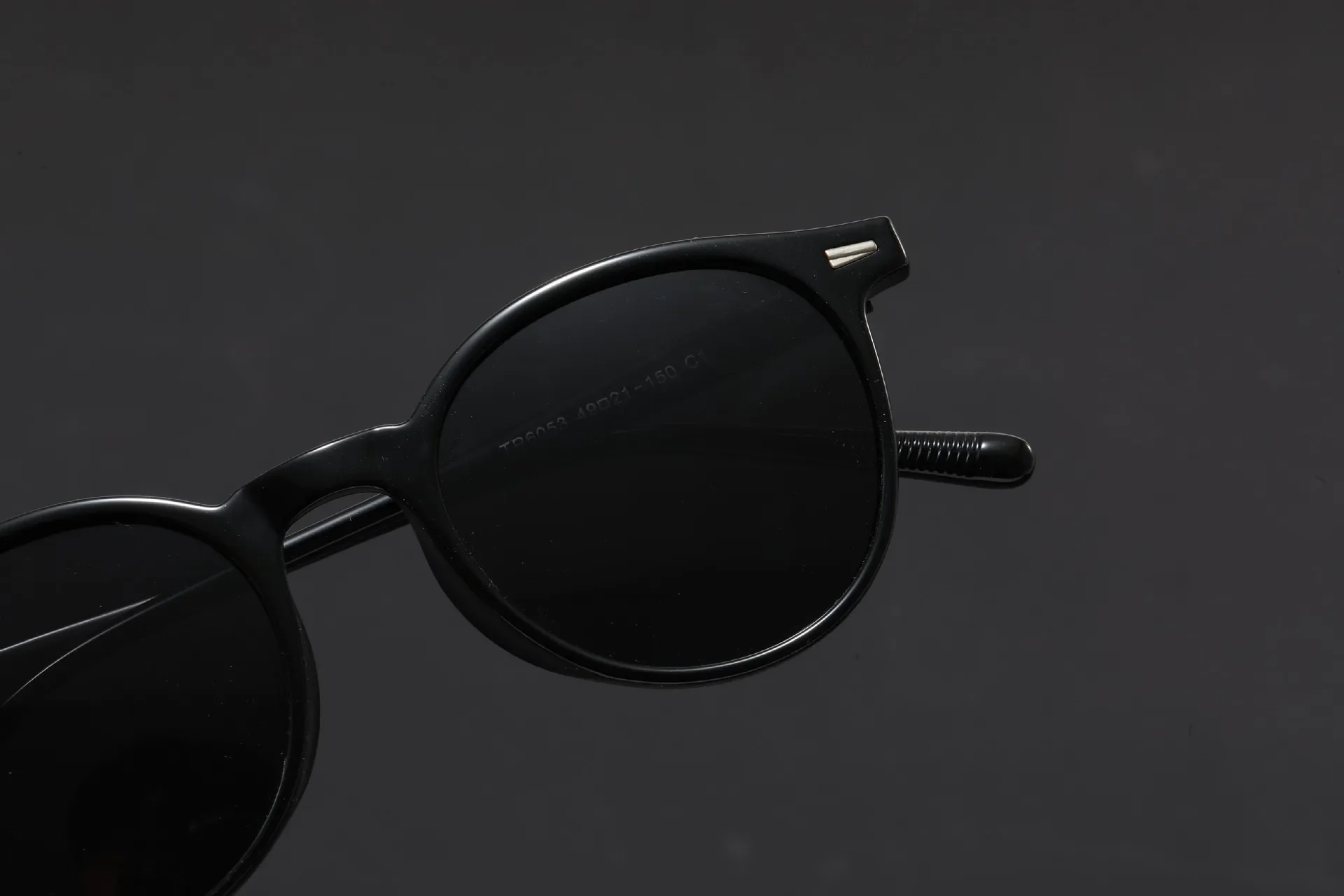 Retro Fashion Glasses Frame Men Fashion Shades Polygon Women Oval High Quality Travel Eyewear