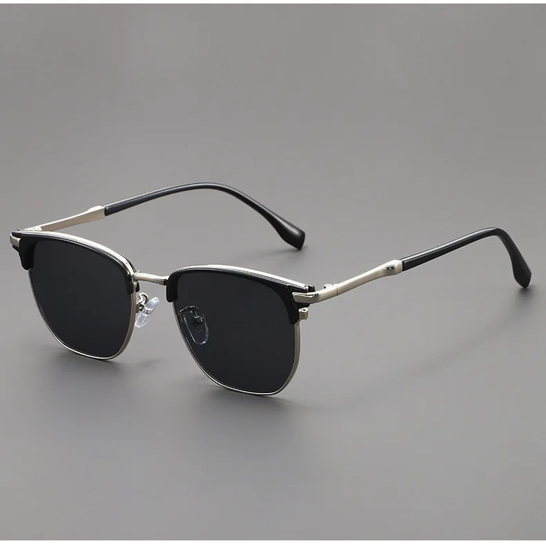 New Vintage Square Sunglasses Women Men Brand Metal Frame Sun Glasses Female Eyewear Sunglasses for Male Female Eyeglasses