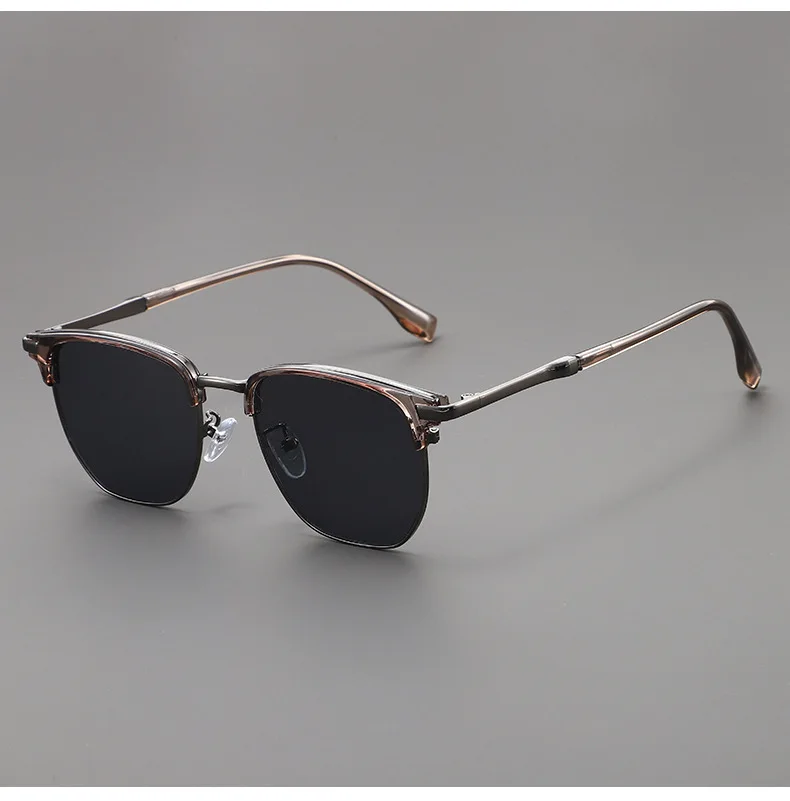 New Vintage Square Sunglasses Women Men Brand Metal Frame Sun Glasses Female Eyewear Sunglasses for Male Female Eyeglasses