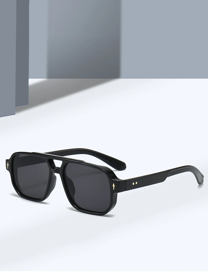 Vintage Double Bridges Men Square Sunglasses Fashion Clear Ocean Lens Eyewear Women Trending Rivets Glasses UV400 Gafas De Sol