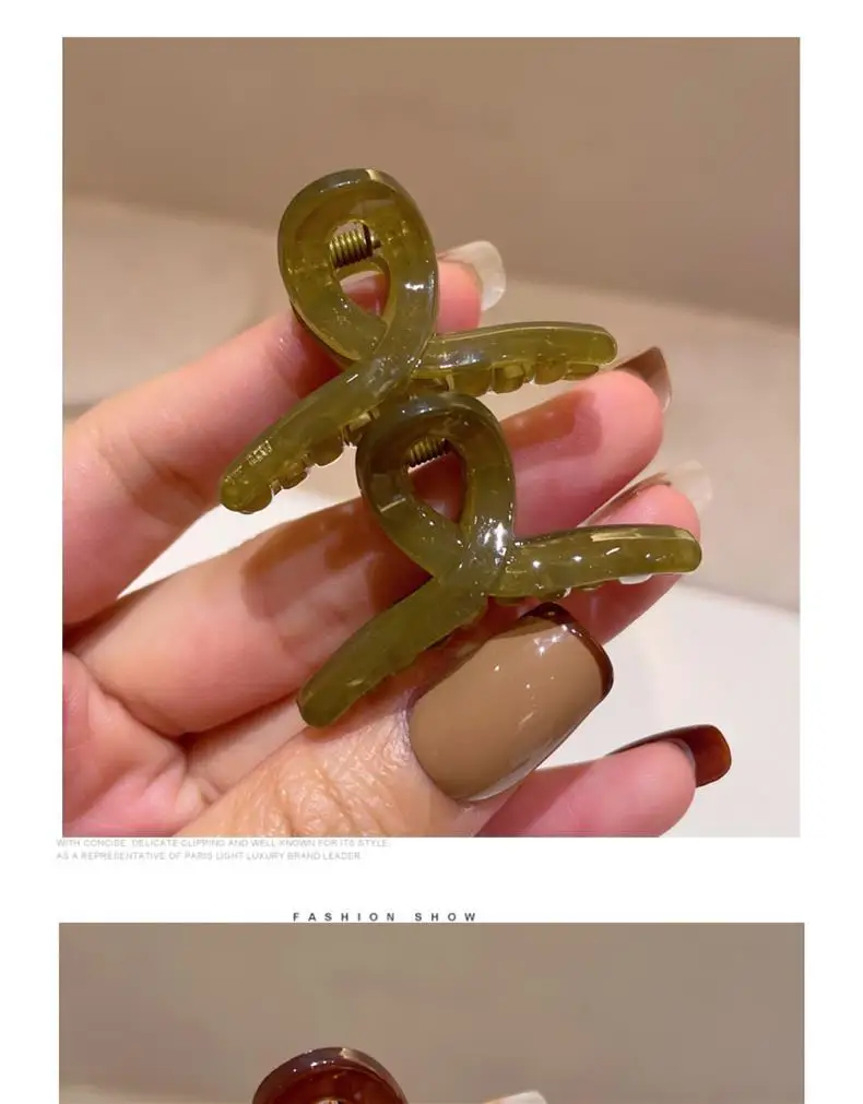 2/4Pcs Cute Solid Hair Claw Crab for Girls Acrylic Mini Hairpin Fashion Women Bang Barrette Cross Clips Small Hair Accessories