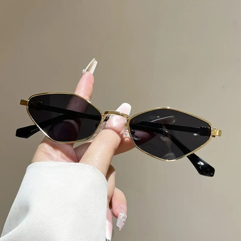 Sun Glasses for Women UV Protection Alloy Shades Driving Irregular New Small Cat Eye Sunglasses Diamond Pattern Small Fashion