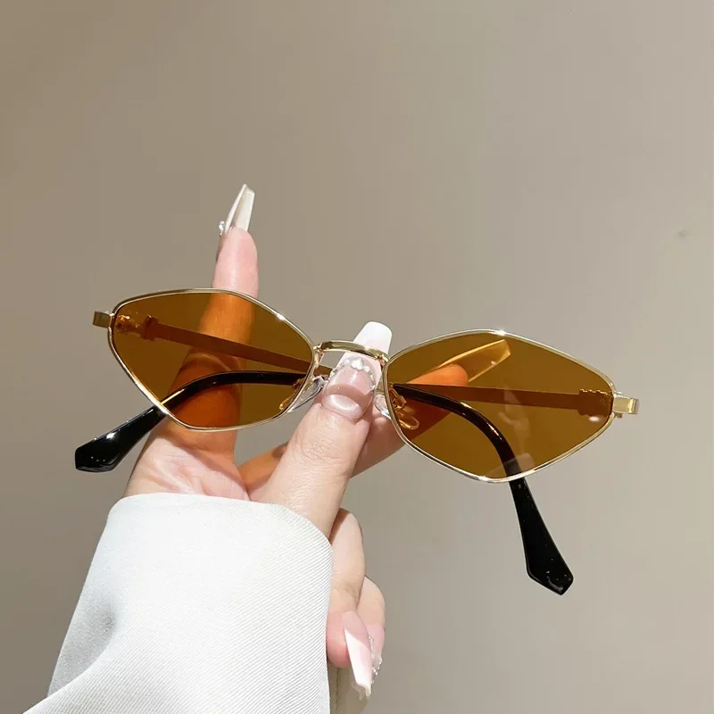 Sun Glasses for Women UV Protection Alloy Shades Driving Irregular New Small Cat Eye Sunglasses Diamond Pattern Small Fashion