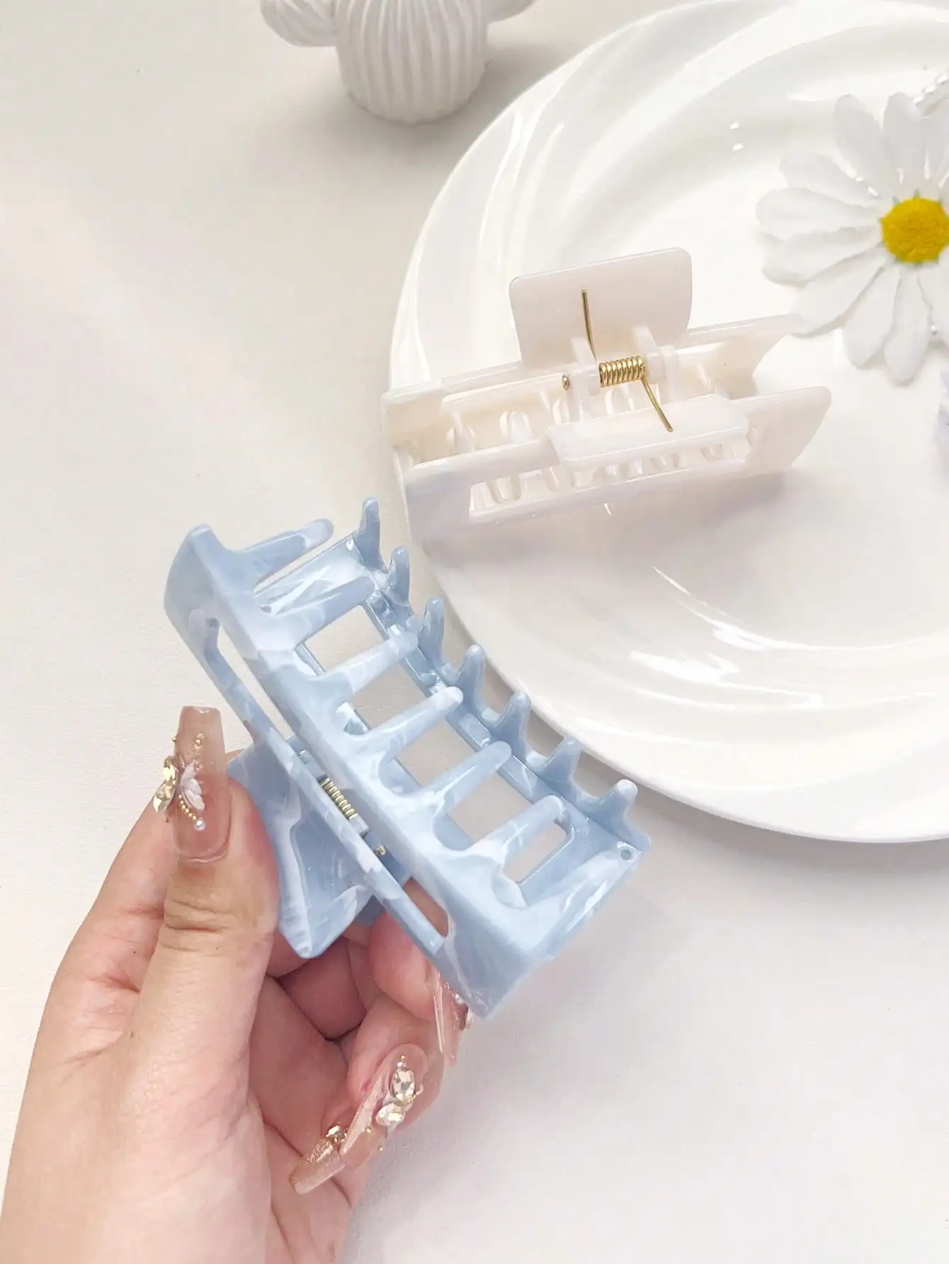 2 Pcs Large Marble Hair Claw Clips for Women Thick Hair White Banana Hair Clips Ripple Jaw Clips Strong Hold Hair Accessories