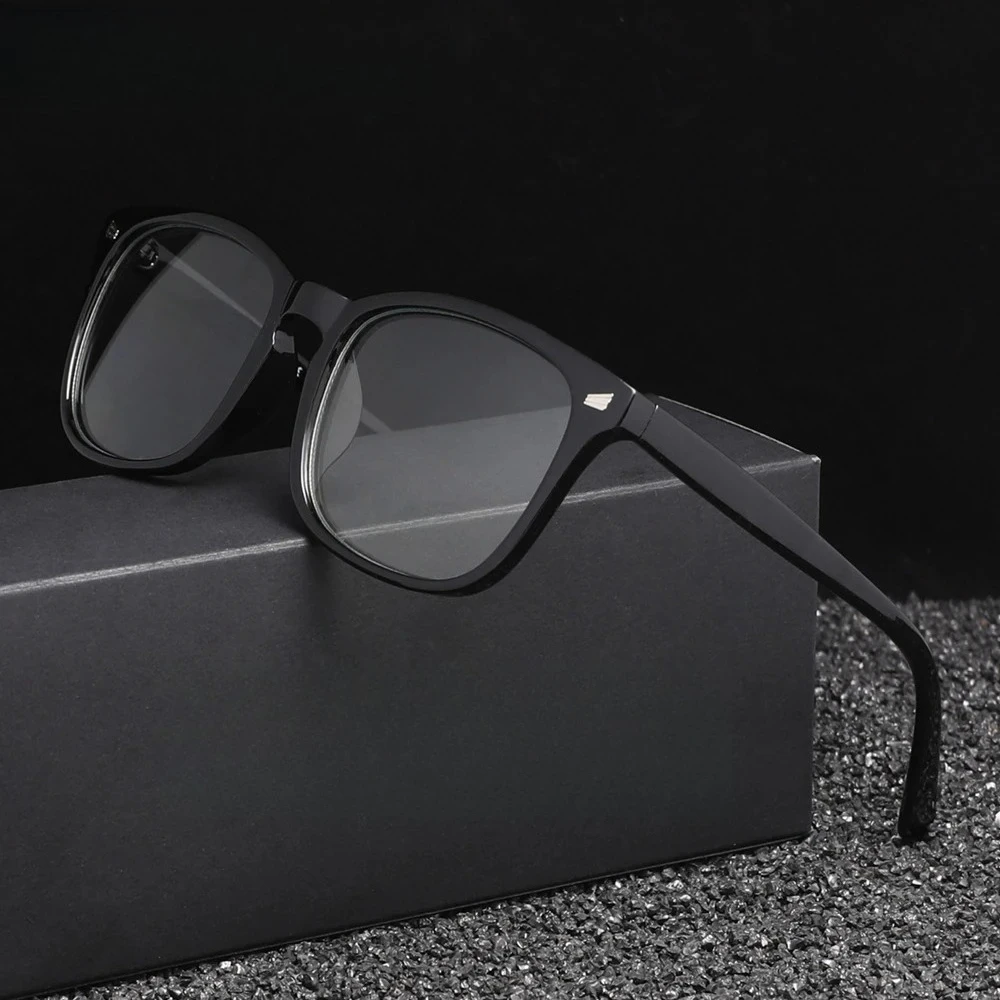 Classic Square Men's and Women's Fashionable Anti Blue Light Glasses Suitable for Daily Wear
