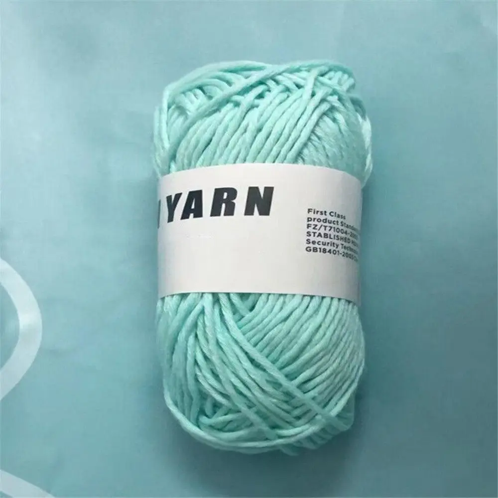 Novel Functional Yarn Glow in the Dark Polyester Luminous Chunky Yarn