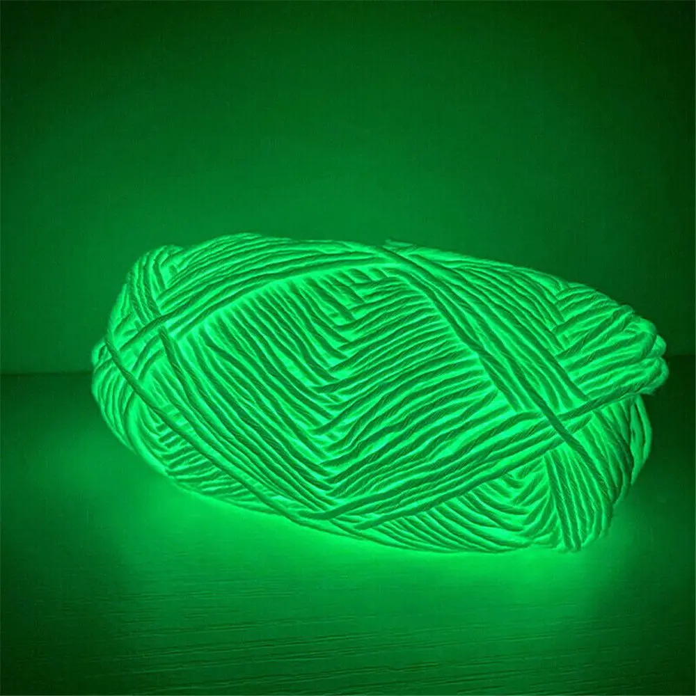 Novel Functional Yarn Glow in the Dark Polyester Luminous Chunky Yarn
