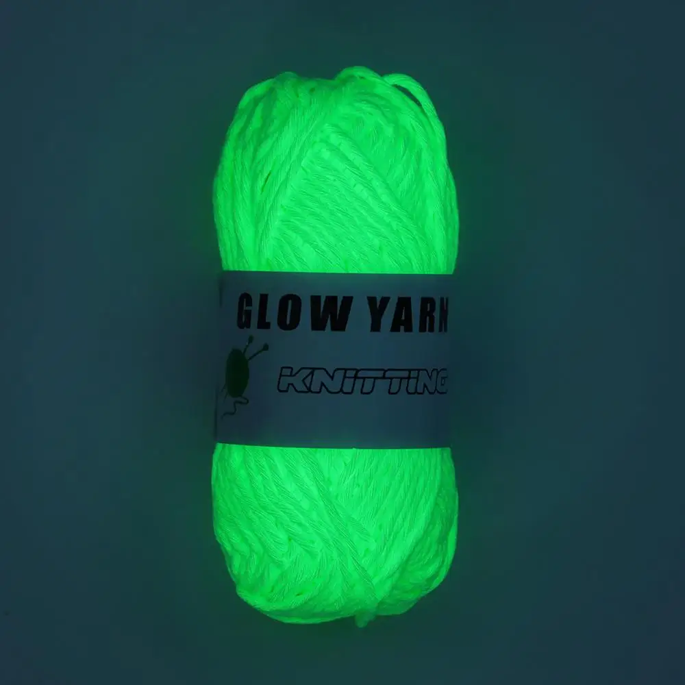 Novel Functional Yarn Glow in the Dark Polyester Luminous Chunky Yarn