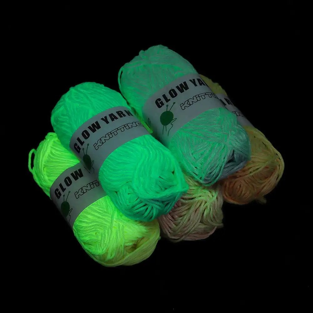 Novel Functional Yarn Glow in the Dark Polyester Luminous Chunky Yarn