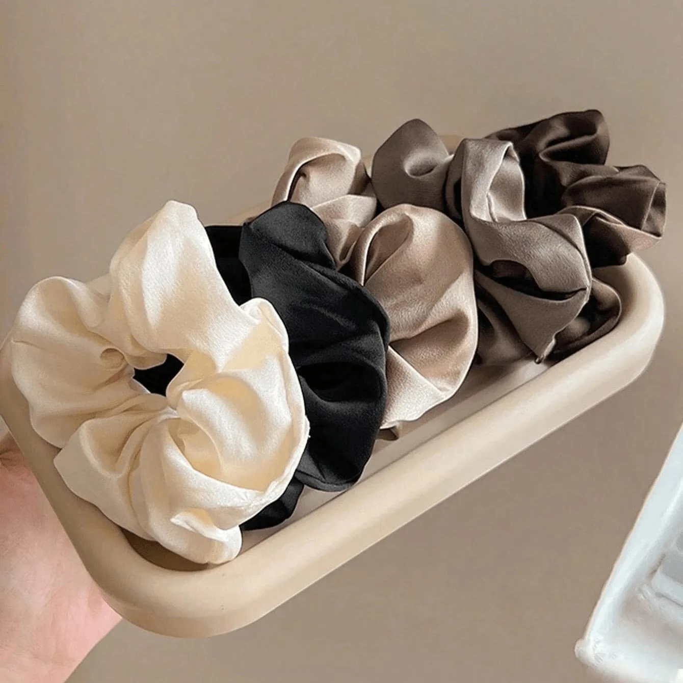 5pcs Retro Real Silk Large Scrunchies - Premium Hair Bands for Women, Suitable for Top Knots, Hair-friendly Hair Ties