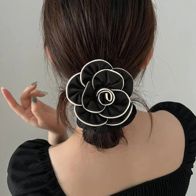 1pc Korean-style Elegant Camellia Hair Tie, High-end Fashionable and Stylish, High-elasticity Band Suitable for Buns and Ponytai