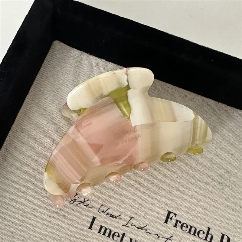 Elegant Acetate Hair Claw Medium Size Sweet Hair Clip Shark Clip Women Hair Accessories Headwear