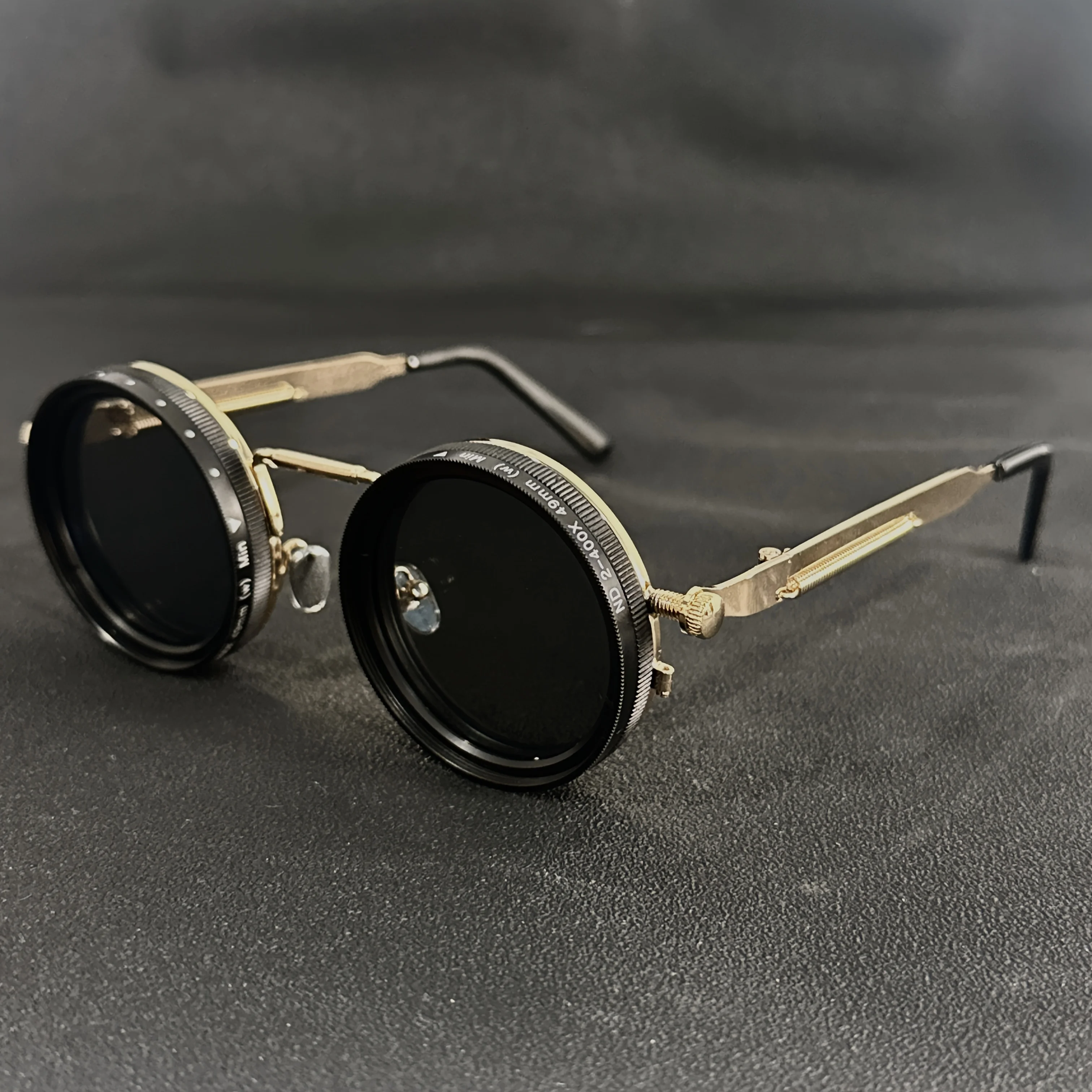 Men's Retro Steampunk Rotating Fashion Glasses - Adjustable Brightness Suitable for Party and Casual Wearing - Bohemian Style Gl
