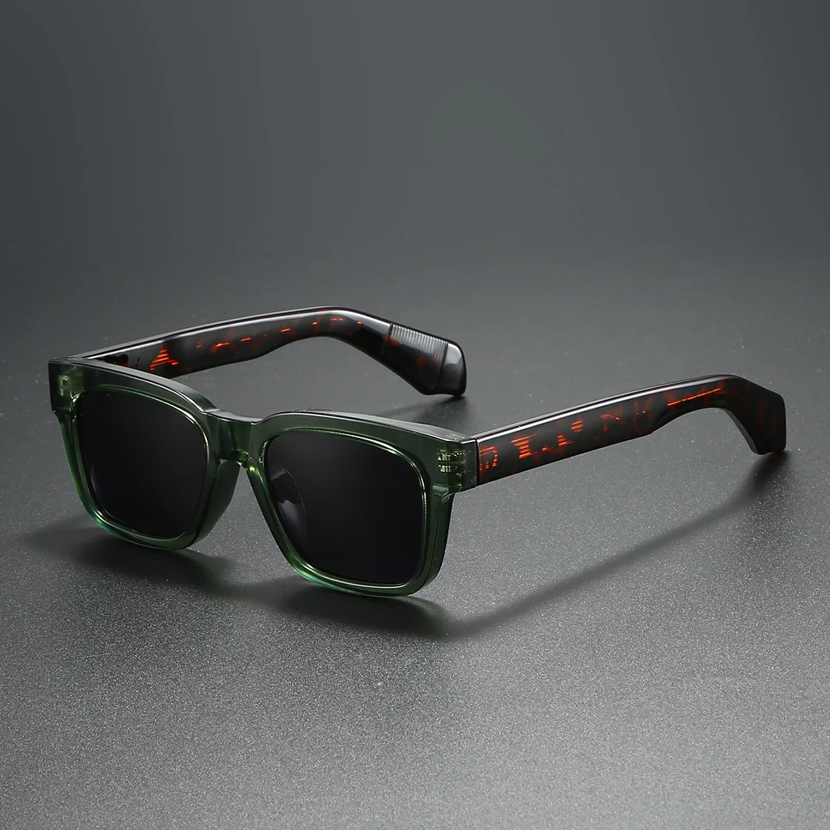 2025 Men Sunglasses Polarized Square Glasses for Driving Fishing Travel UV400 Fashoinable Sun Shades Metal Core Exquisite