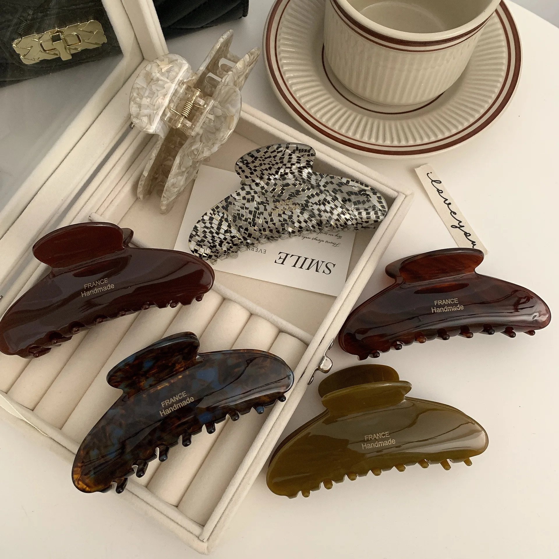 Vintage Hair Clips Korean Hair Clip Large Claw Clip Y2K Accessories Hair Accessories For Women